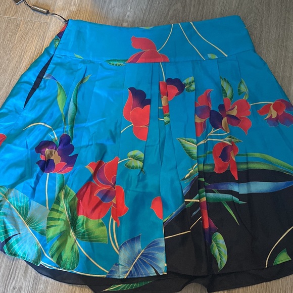100% silk emporio Armani skirt - Picture 5 of 5